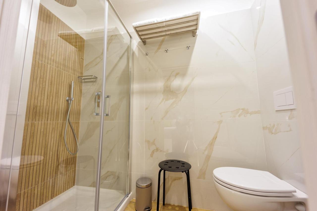 Live Suite Napoli Exterior photo